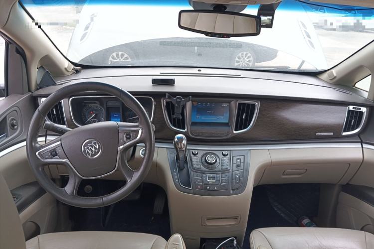 Used Buick GL8 2011 2.4L LT Luxury Business Executive Edition