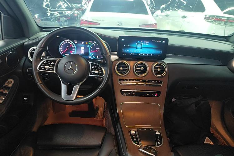 Used Mercedes-Benz GLC 2022 GLC 260 L 4MATIC Luxury Model
