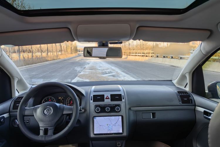 Used Volkswagen Touran 2013 1.4T DSG Comfort Edition 5-Seater
