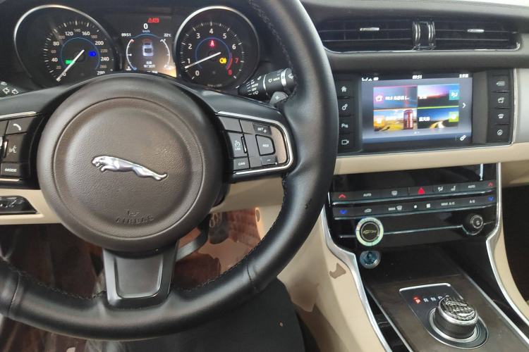 Used Jaguar XFL 2017 XFL 2.0T 200PS Luxury Edition