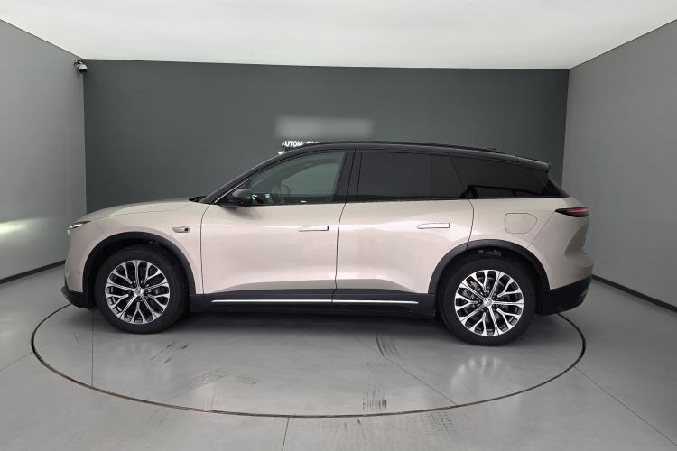 Used Nio ES6 2023 75 kWh
