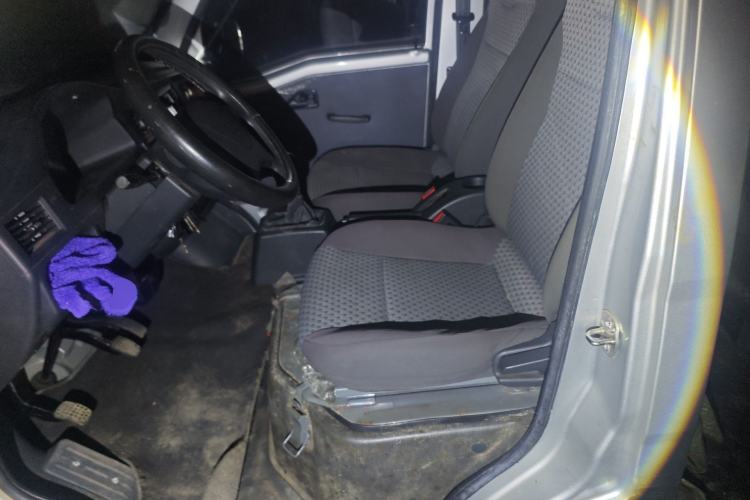 Used Wuling Zhiguang 2015 1.2L Practical LS-I Model
