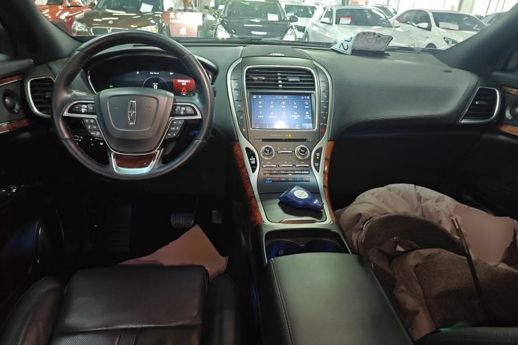 Used Lincoln Nautilus 2019 2.7T Four-Wheel Drive Prestige Edition China VI Standard Center Console