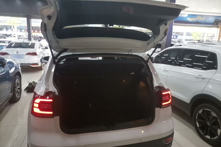 Used Volkswagen Tacqua 2021 1.5L Automatic Yue Zhi Lian Edition Trunk