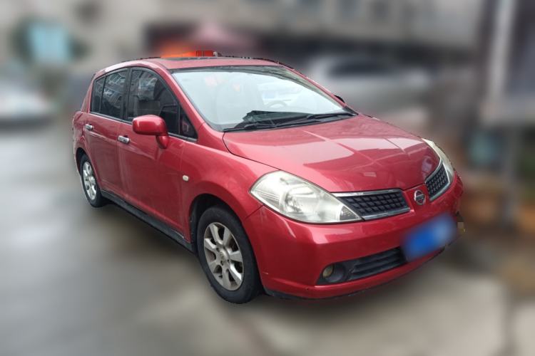 Used Nissan Tiida 2006 1.6G AT Front Right 45 Deg