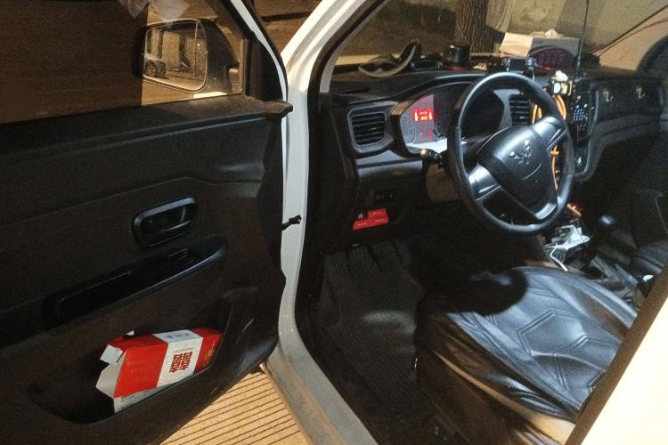 Used Wuling Hongguang V 2019 1.5L Jingqu Version China VI LAR