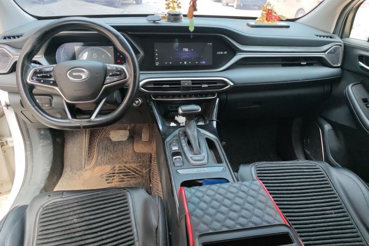 Used GAC Trumpchi GS4 2022 270T Automatic Smart Drive Navigation Edition Center Console