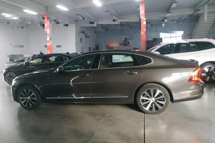Used Volvo S90 New Energy 2021 T8 eDrive Hybrid Zhiyi Luxury Edition
