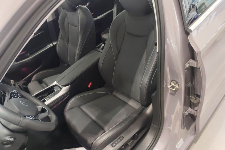 Used Volkswagen Passat 2025 Pro 380TSI Dragon Supreme Edition