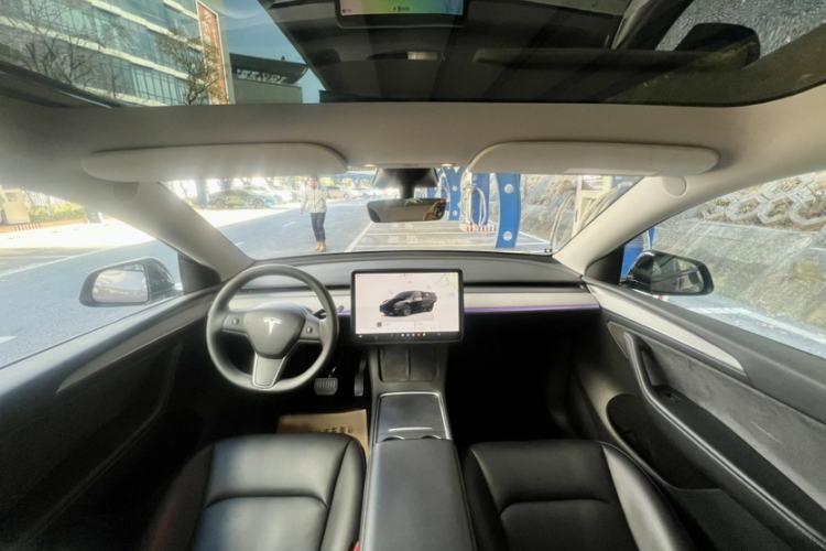 Used Tesla Model Y 2023 Rear-Wheel-Drive Version