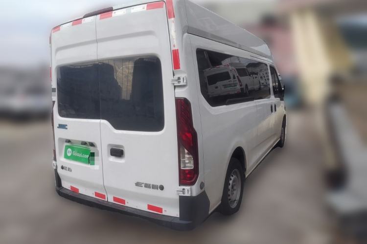 Used JMC E Fushun 2025 Model, Open Window Version, 53.58 kWh, Mid-axle, Mid-roof
