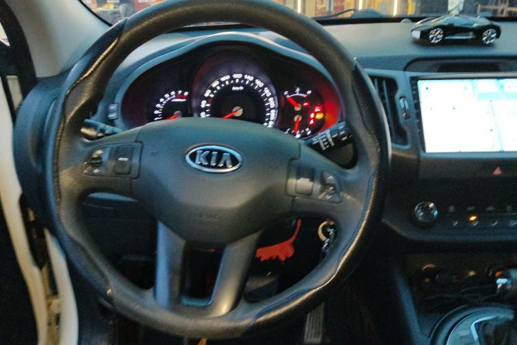Used Kia Sportage R 2014 2.0L Automatic Two-Wheel Drive GL Steering Wheel