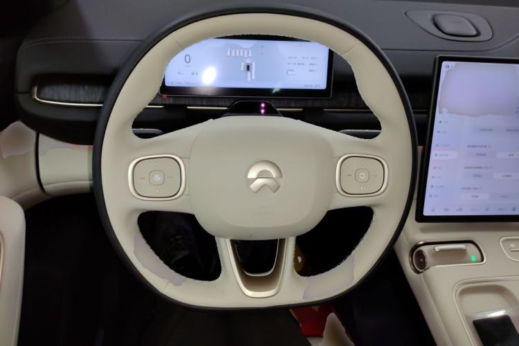 Used Nio ES6 2024 75 kWh Steering Wheel