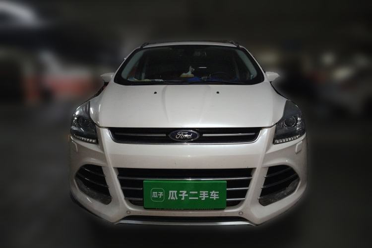 Used Ford Kuga 2015 2.0L GTDi Four-Wheel-Drive Sport Model
