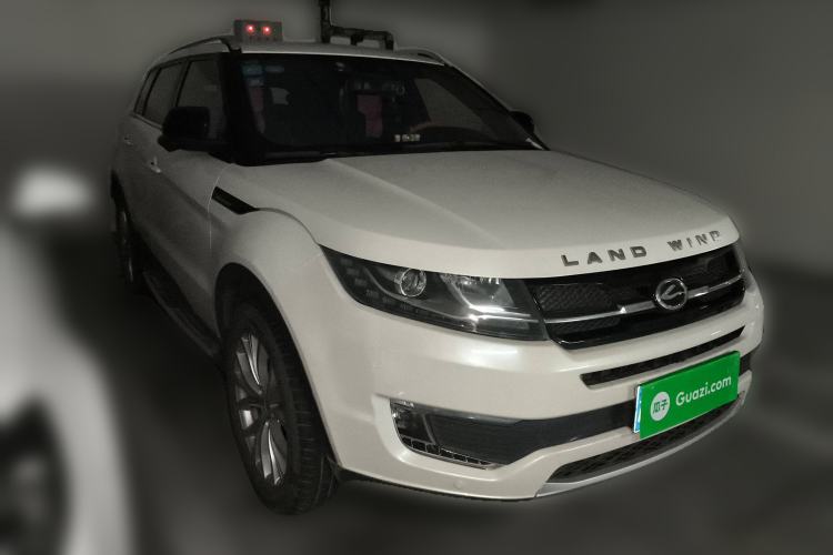 Used Land X7 2015 2.0T Panoramic Flagship Edition Front Right 45 Deg