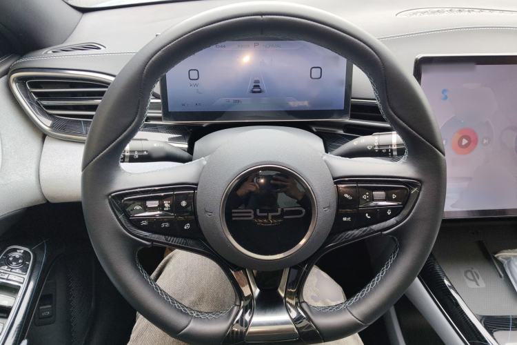 Used BYD Seal 2022 550 km Standard Range Rear-Wheel Drive Prestige Version
