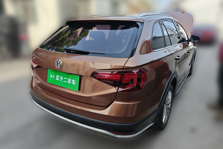 Used Volkswagen C-TREK 2017 1.6L Automatic Comfort Model Rear Right 45 Deg