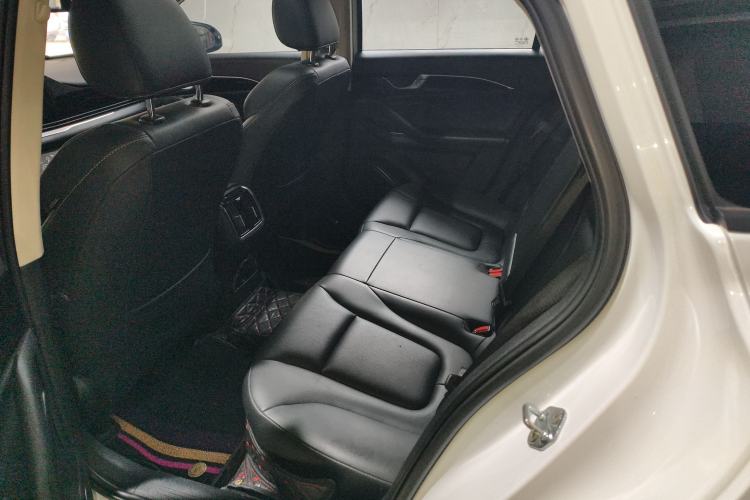 Used Bestune B70 2023 Third Generation 1.5T Automatic Enjoyment Version Left Rear Seat