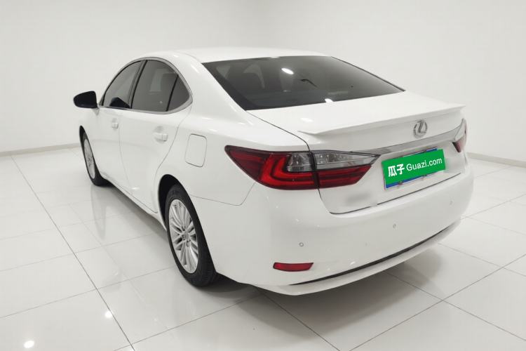 Used Lexus ES 2015 200 Elite Edition
