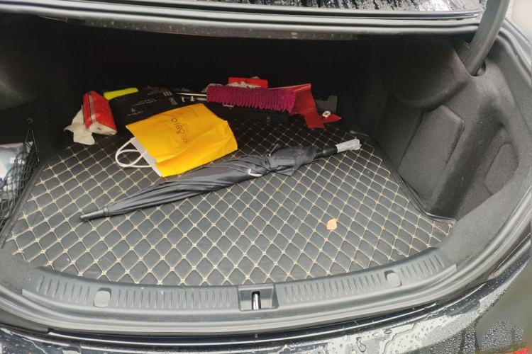 Used Mercedes-Benz E-Class 2019 Restyled E 300 L Sporty and Stylish Edition