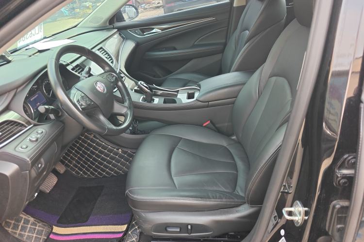 Used Buick LaCrosse 2022 552T Luxury Version Left Front Seat