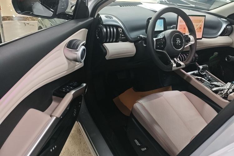 Used BYD Yuan PLUS 2024 Honor Edition 430KM Leading Model
