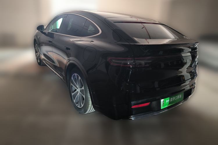 Used Hima Luxeed R7 2024 All-Electric 802 km Max Rear Left 45 Deg