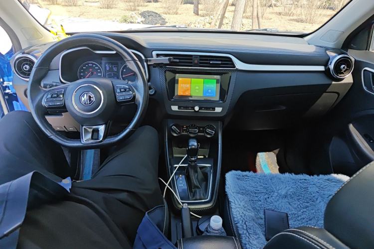 Used MG ZS 2018 1.5L Automatic Luxury Edition China V Standard Center Console