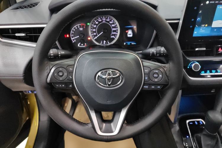 Used Toyota FRONTLANDER 2022 2.0L CVT Luxury PLUS Edition