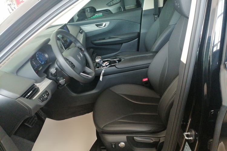 Used Hongqi E-QM5 2023 560km PLUS
