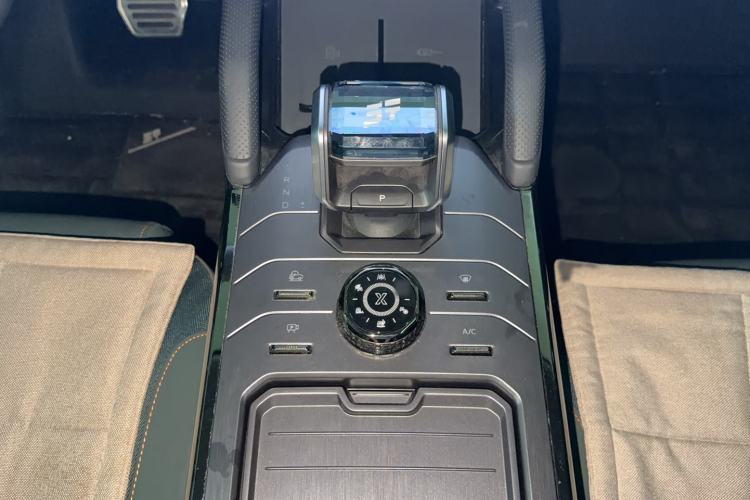 Used JETOUR Traveler 2023 2.0T Four-Wheel Drive Conqueror
