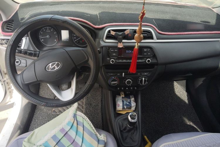 Used Hyundai Verna (older generation) 2017 1.4L Manual Huancai Edition China V Standard
