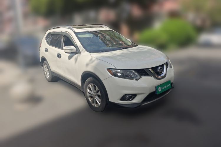 Used Nissan X-Trail 2014 2.5L CVT Leading Edition 4WD Front Right 45 Deg