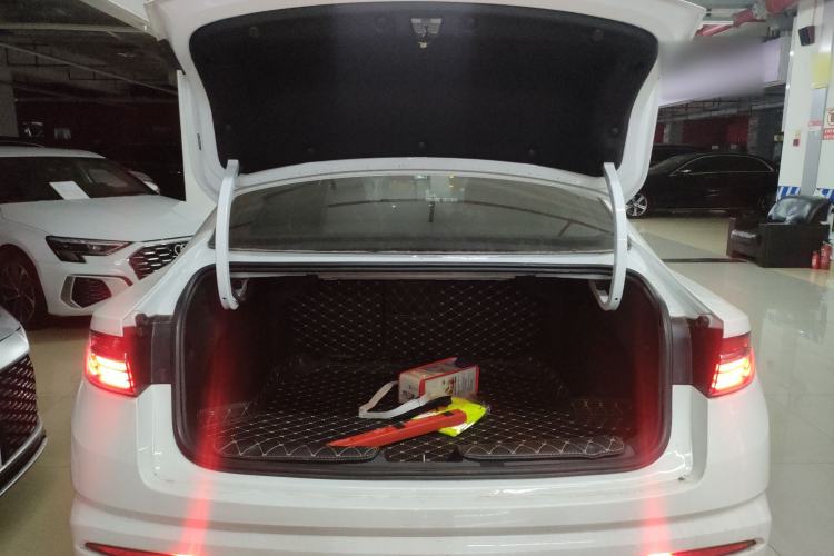 Used Geely Auto Preface 2021 2.0TD Luxury Version
