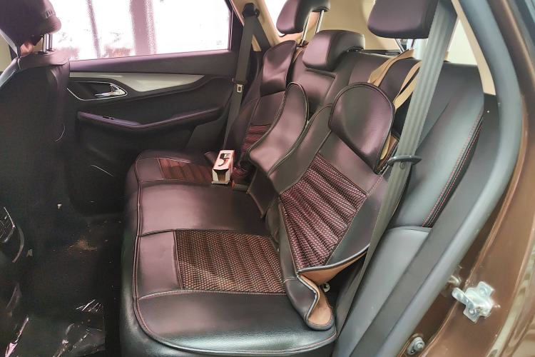 Used Baojun 560 2016 1.8L iAMT Luxury Model
