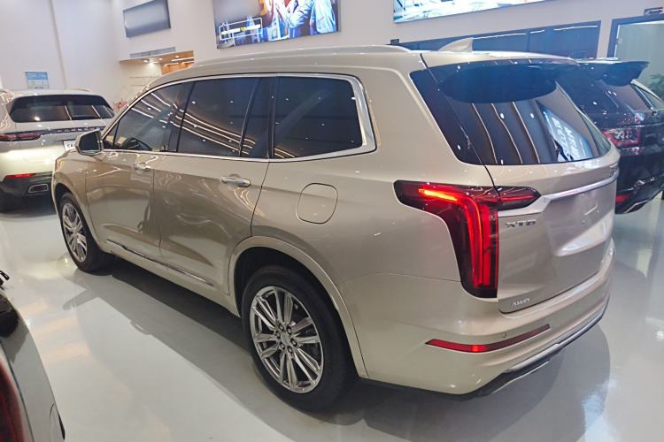 Used Cadillac XT6 2022 2.0T 7-Seater Four-Wheel Drive Luxury Version
