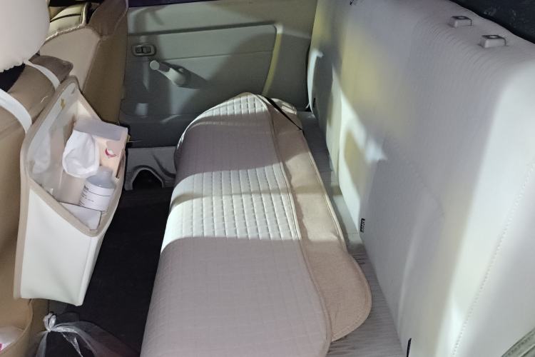 Used Jinbei New Hiace X30L 2016 1.5L Wealth Edition Van DLCG14 Left Rear Seat