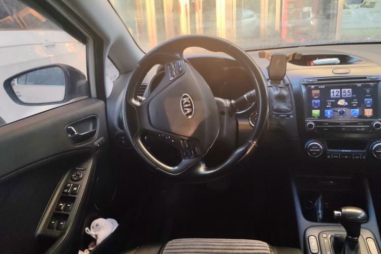 Used Kia K3 2013 1.6L Automatic Premium Steering Wheel