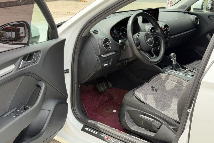 Used Audi A3 2019 Limousine 35 TFSI Ambition China V Driver Seat