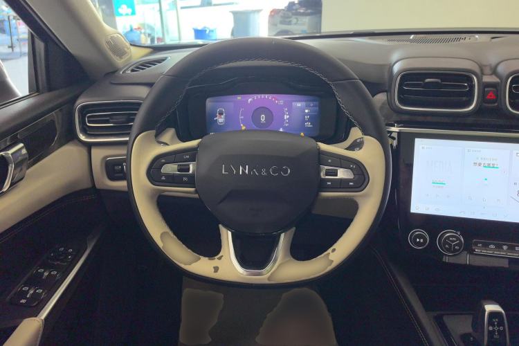 Used Lynk & Co 02 2022 2.0T DCT Shine Plus Steering Wheel