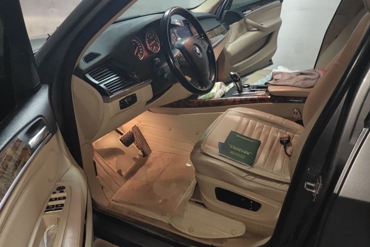 Used BMW X5 2011 xDrive35i Leading Model