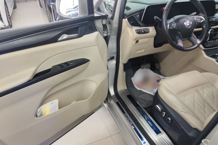 Used Buick GL8 2022 ES Land Cruiser 653T Luxury Model