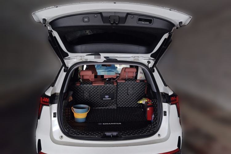 Used Changan CS75 PLUS 2024 3rd Generation Champion Edition 1.5T Intelligent Drive Dynamic Model
