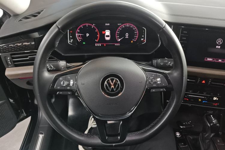 Used Volkswagen Passat 2021 330TSI Luxury Edition
