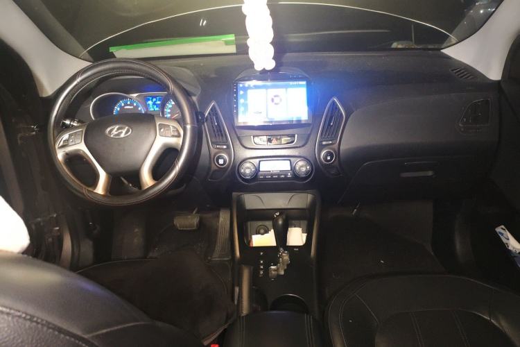 Used Hyundai ix35 2012 2.0L Automatic Two-Wheel Drive Elite Edition GLS
