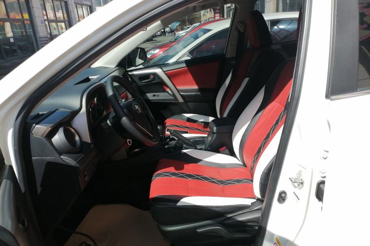 Used Toyota RAV4 2015 2.0L CVT Two-Wheel Drive Fashion Edition Left Front Seat