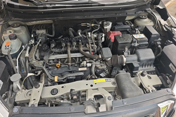 Used Nissan Kicks 2017 1.5L CVT Smart Drive Edition Engine Bay