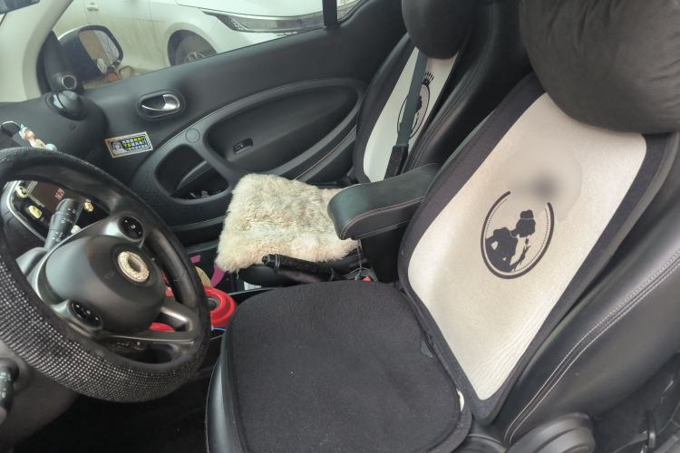 Used smart fortwo 2017 1.0L 52kW New Sound Special Edition China V Emission Standard
