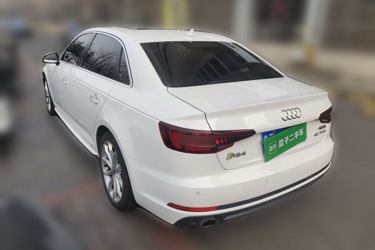 Used Audi A4L 2018 30th Anniversary Edition 40 TFSI Fashion Model
