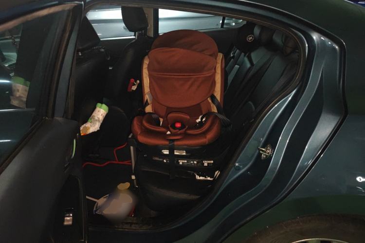 Used Mazda 3 Axela 2019 Cloud-Controlled Sedan 1.5L Automatic Luxury Model China VI Standard Left Rear Seat